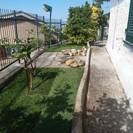 Piccola Perla Sul Golfo * ססטרי לבאנטה